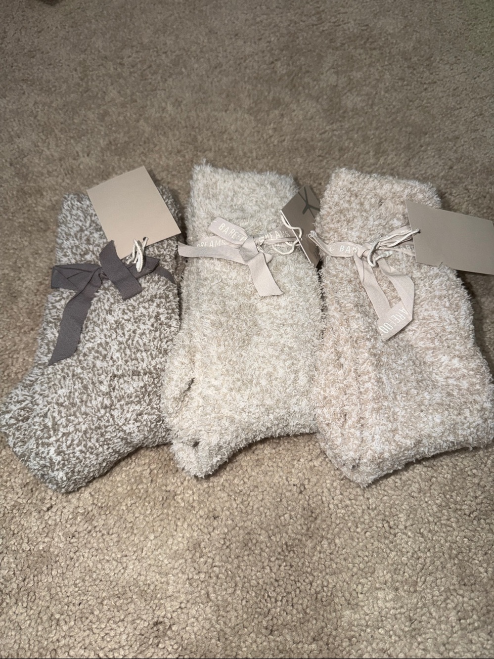 Barefoot Dreams Plush Crew Socks 3 pair - neutral Mix B6